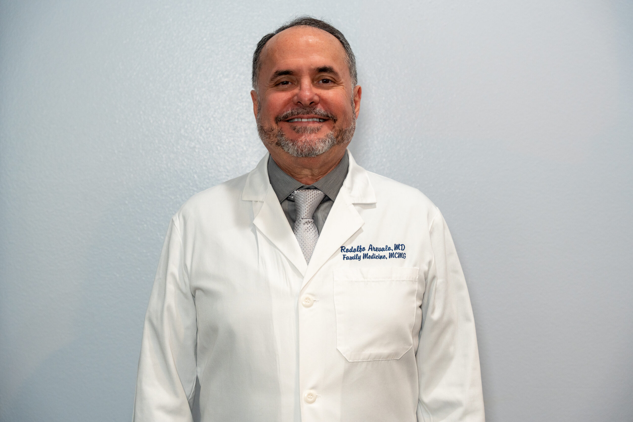 Dr Arevalo MCMG Modern Concepts Medical Group General Practitioner Primary Care Doctors Clinic Los Angeles Pasadena Montebello